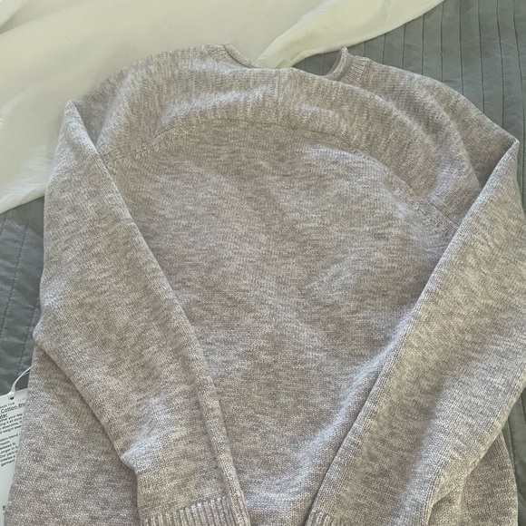 Lululemon Sweater - Picture 3 of 6
